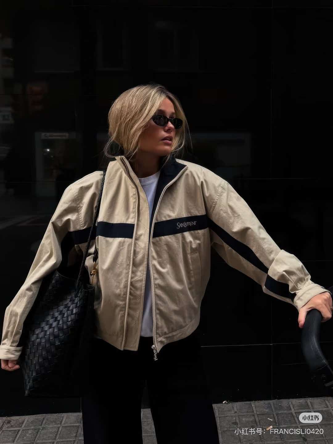 YSL 26S ZIP-UP JACKET IN BEIGE & NAVY COTTON