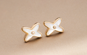 JEUX DE WHITE MOP PINK GOLD DIAMOND EARRINGS