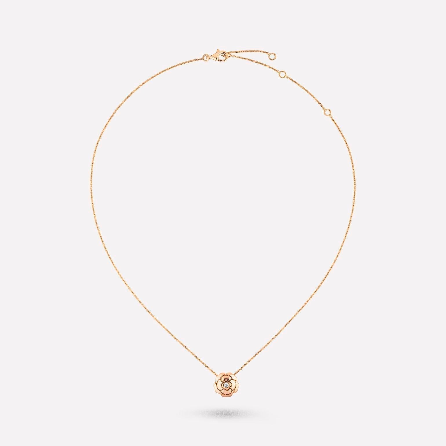 chanel-extrait-de-camelia-necklace-18k-pink-gold-diamonds-j11660_e17b13d5-0052-4ed2-8201-b4708015b622.jpg