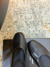 YSL 26S FLAT MULES IN BLACK CALFSKIN