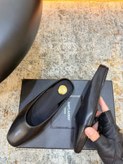 YSL 26S FLAT MULES IN BLACK CALFSKIN