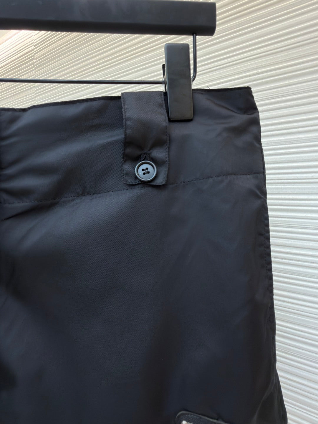 PRADA 26S NYLON SHORTS STYLE 964