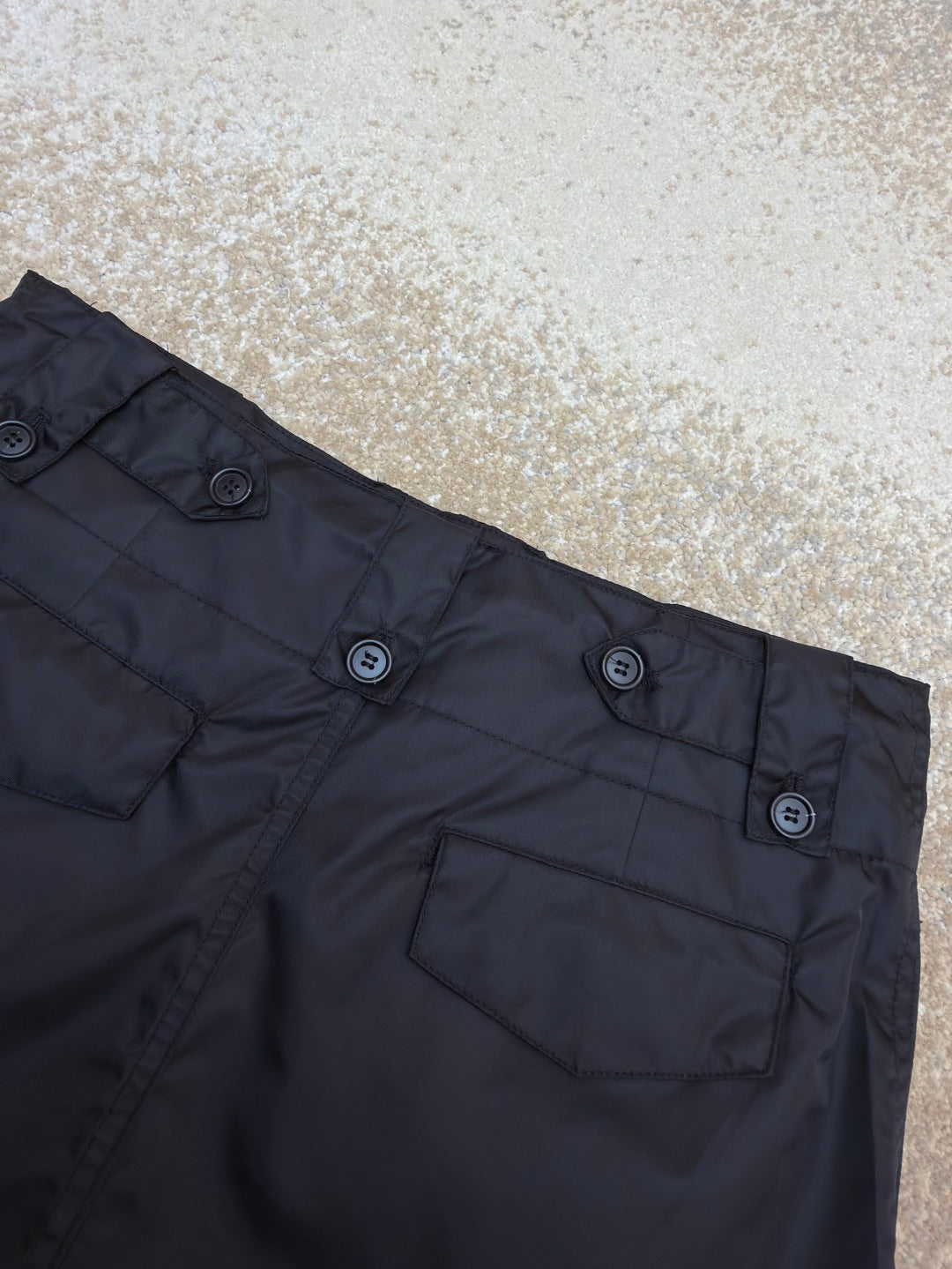 PRADA 26S NYLON SHORTS STYLE 964