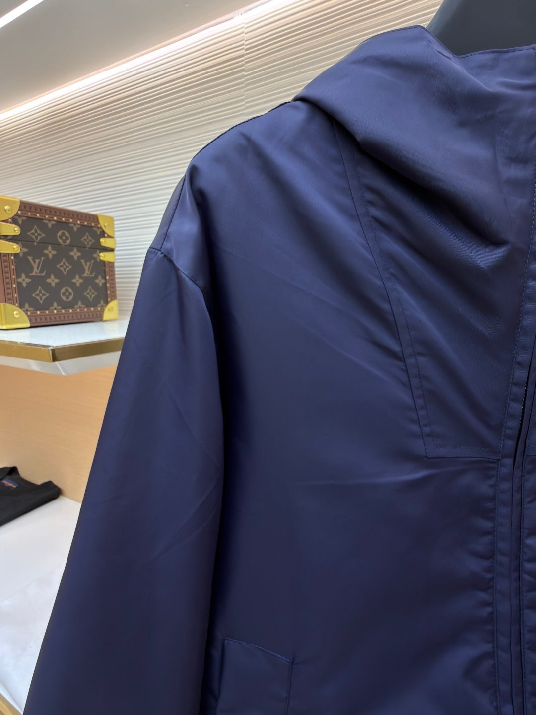 GUCCI 26S HOODED ZIP-UP JACKET 551