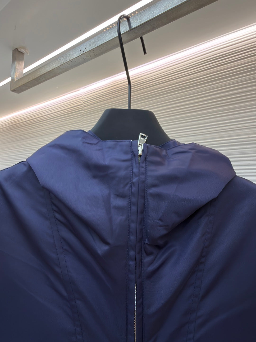 GUCCI 26S HOODED ZIP-UP JACKET 551