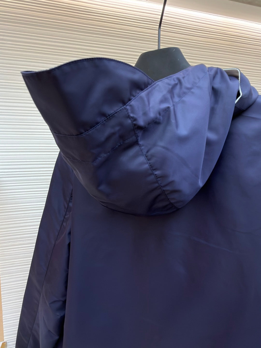 GUCCI 26S HOODED ZIP-UP JACKET 551