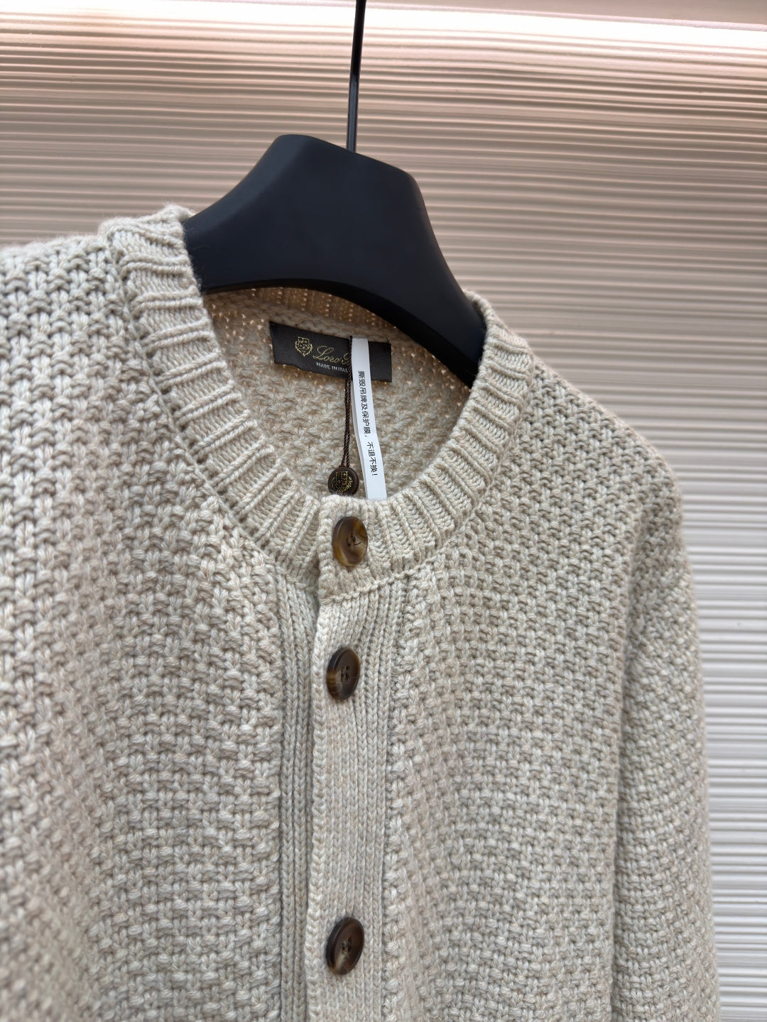 LORO PIANA 26S BUTTON-UP KNIT CARDIGAN 935
