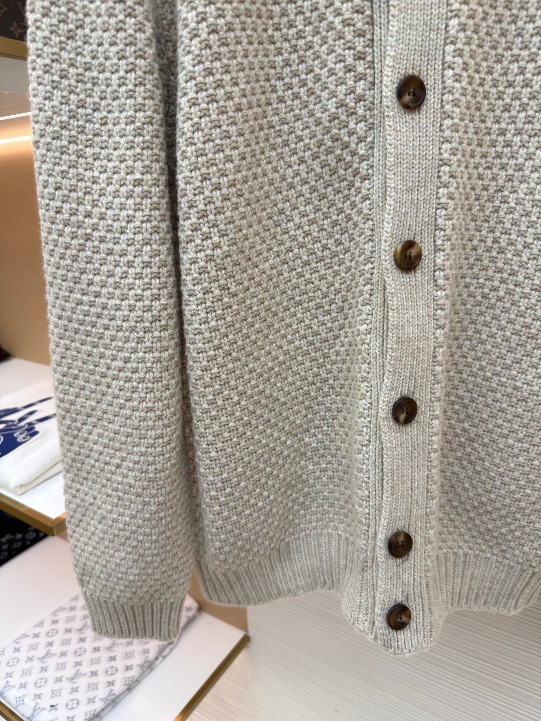 LORO PIANA 26S BUTTON-UP KNIT CARDIGAN 935