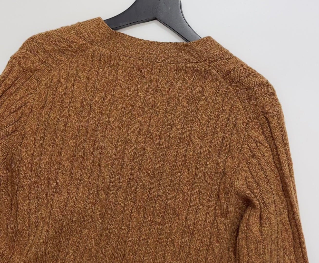 LORO PIANA 26S V-NECK KNIT CARDIGAN 975
