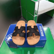 LV 26S SLIDES IN BLACK SUEDE