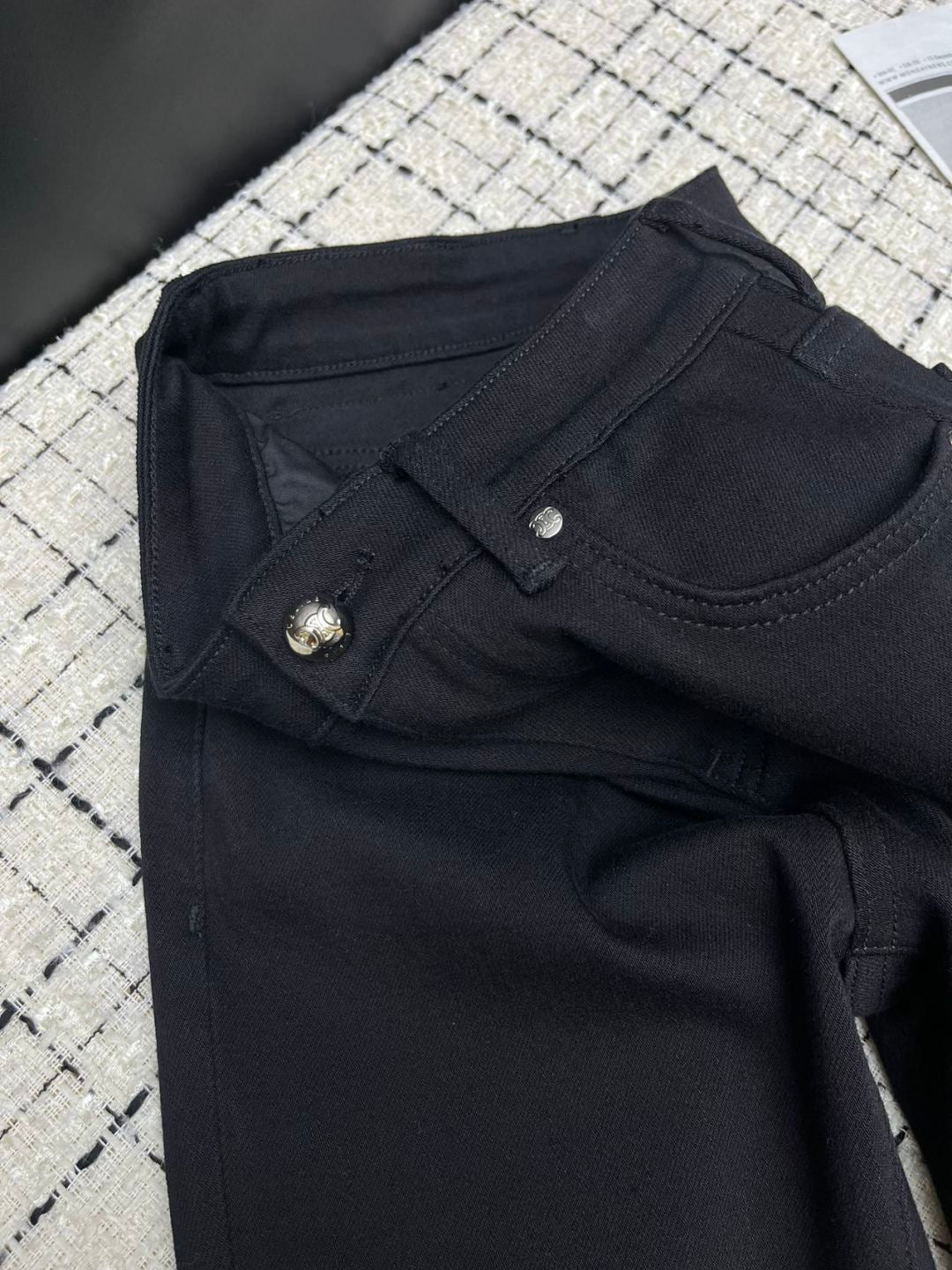 CELINE 26S FLARED JEANS 641