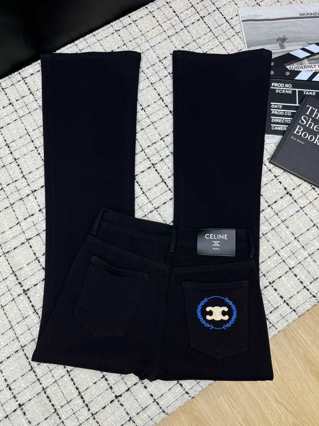 CELINE 26S FLARED JEANS 641