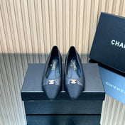 CHANEL 25S BALLET FLATS LOGO IN BLACK CALFSKIN AND CANVAS GOLD HARDWARE