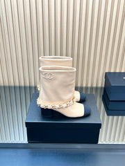 CHANEL 25S LOW BOOTS 65MM IN BEIGE CALFSKIN GOLD HARDWRE