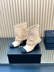 CHANEL 25S LOW BOOTS 65MM IN BEIGE CALFSKIN GOLD HARDWRE