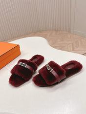 HM 25S ORAN SANDAL IN DARK RED SHEARLING WITH SILVER HARDWARE