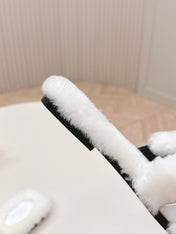 HM 25S ORAN SANDAL IN WHITE SHEARLING WITH SILVER HARDWARE