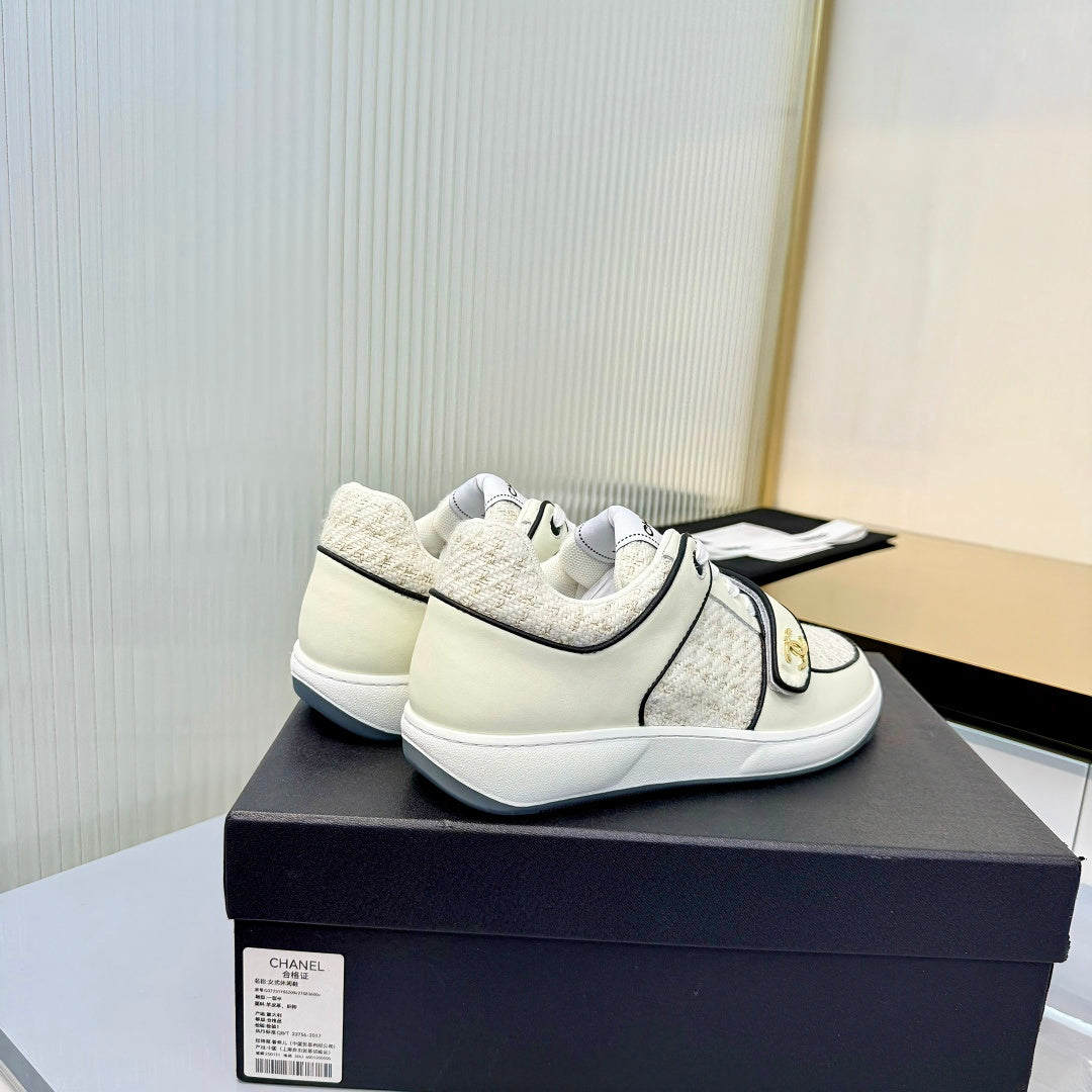 CHANEL 26S SNEAKERS IN WHITE TWEED AND CALFSKIN
