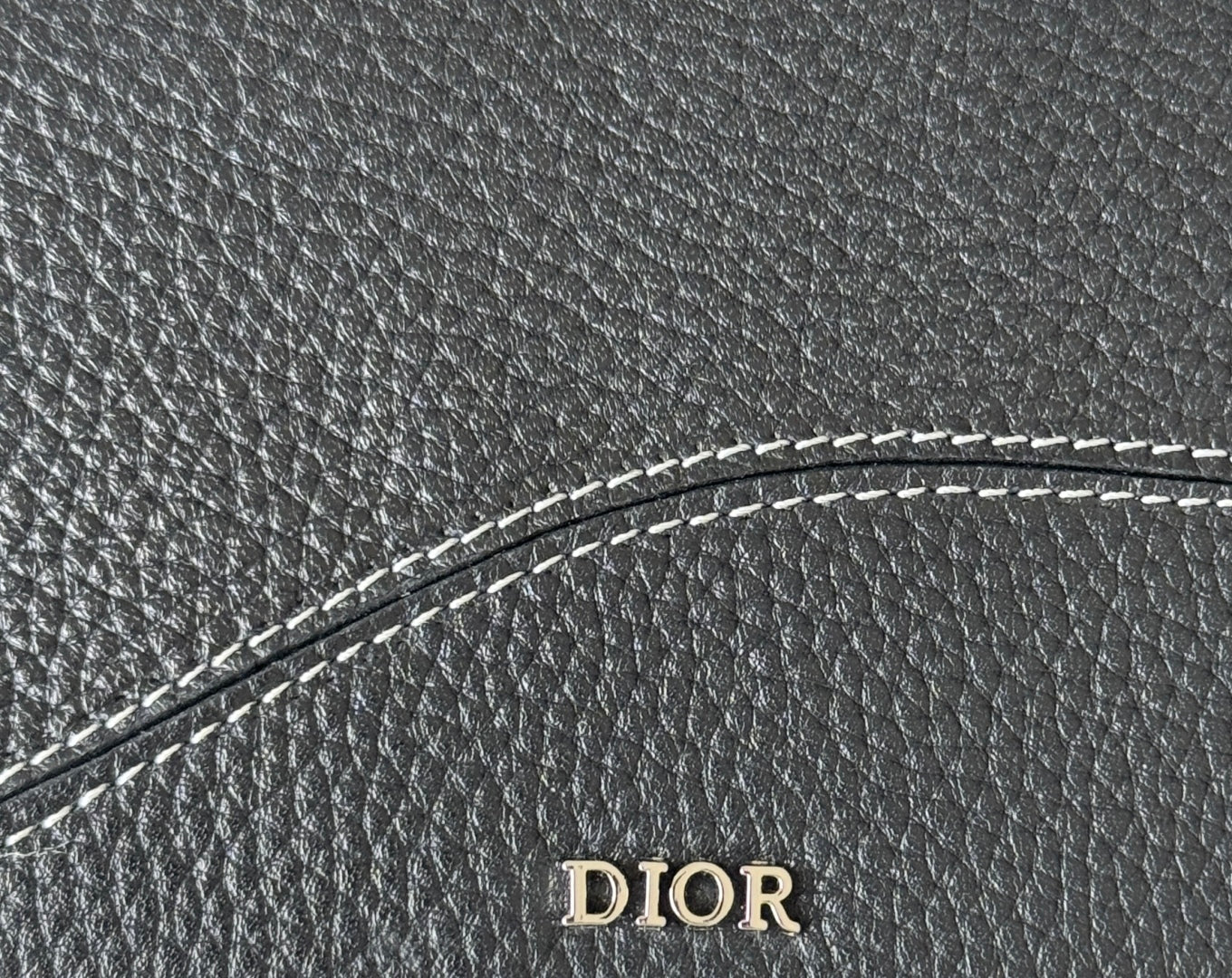 DIOR 25S SADDLE LONG ZIPPED WALLET 19 IN BLACK GRAINED CALFSKIN MARQUETRY
