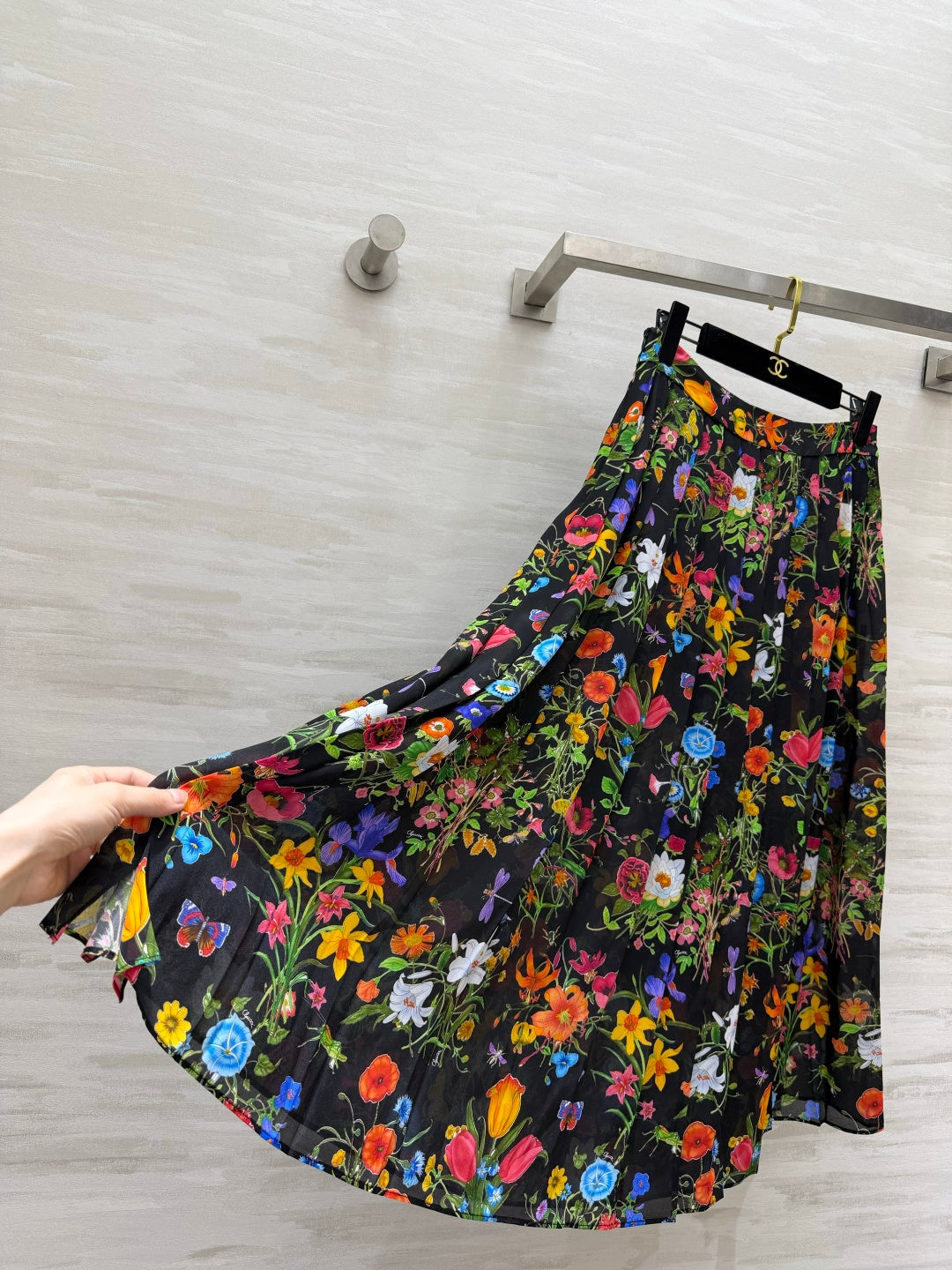 GUCCI 26S PLEATED MIDI SKIRT 397