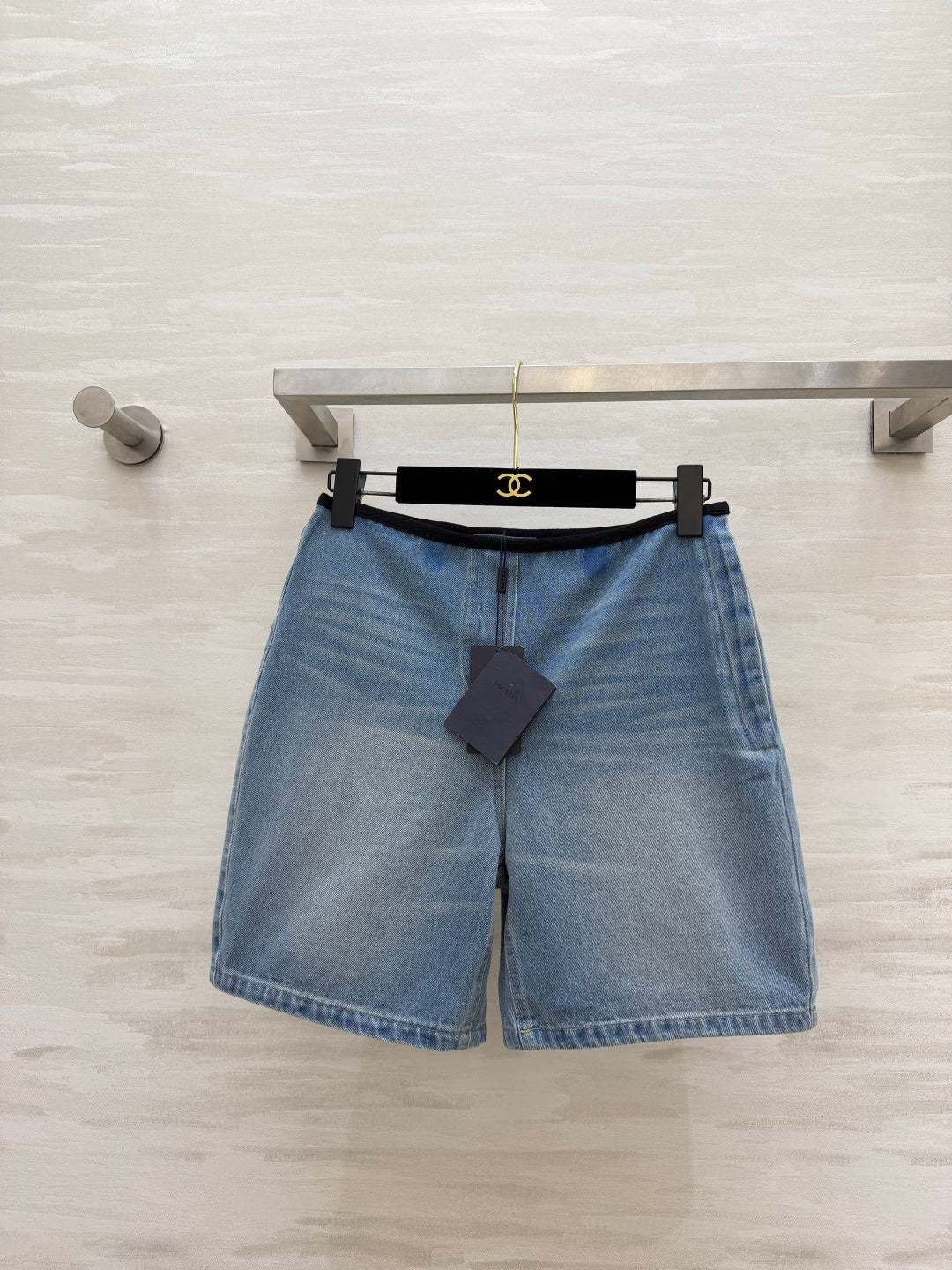 PRADA 26S DENIM SHORTS 1052