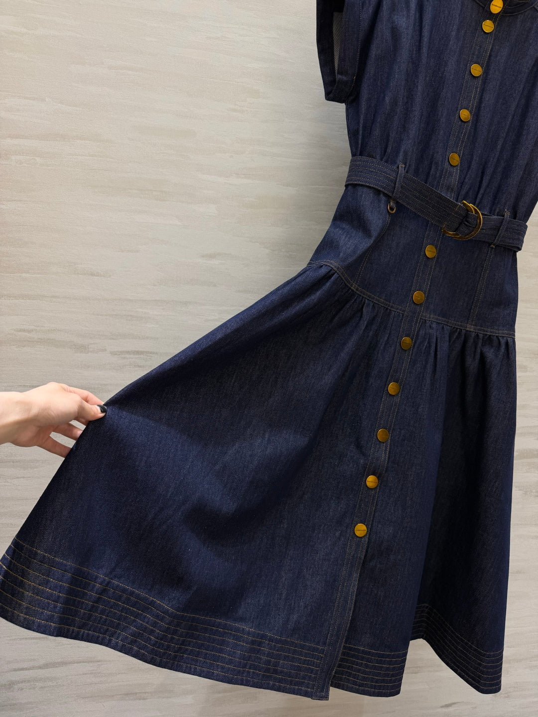ZIMMERMANN 26S BELTED BUTTON-FRONT MIDI DRESS 279