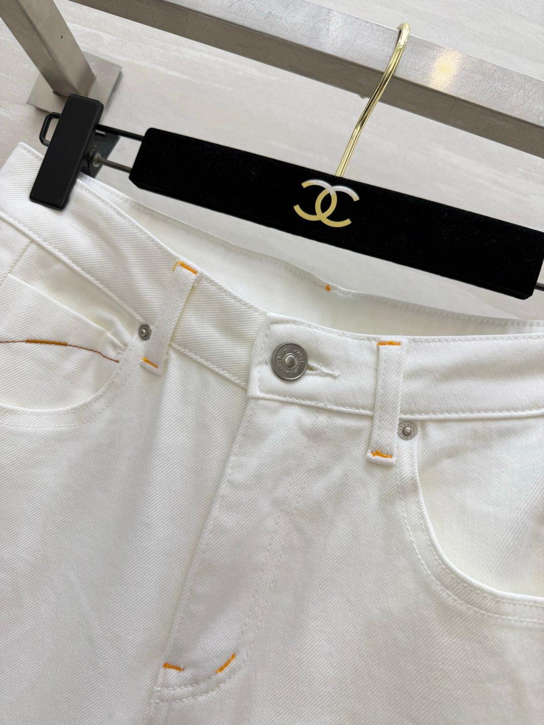 YSL 26S FLARED JEANS 434