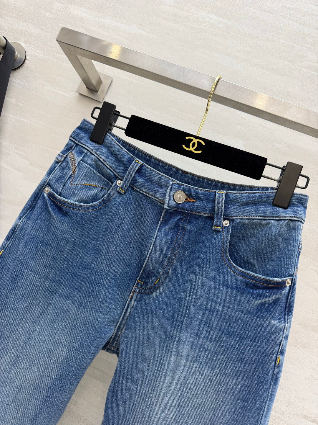 YSL 26S FLARED JEANS 432