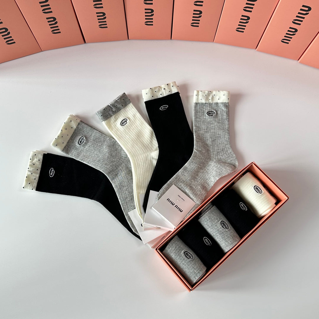 CELINE 26S CREW SOCKS 335523 (1 BOX)