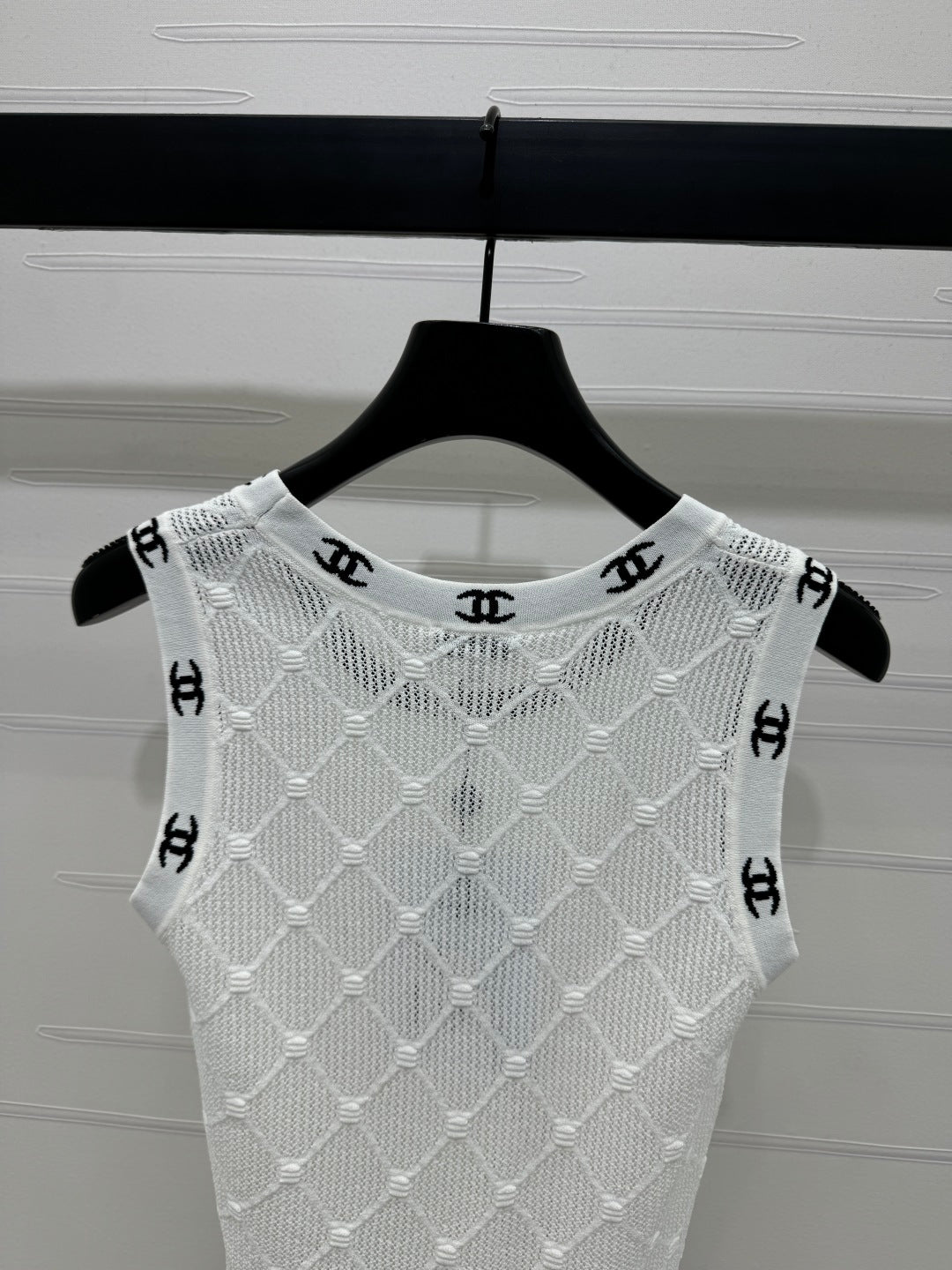 CHANEL 25S DIAMOND HOLLOW KNIT VEST 264033