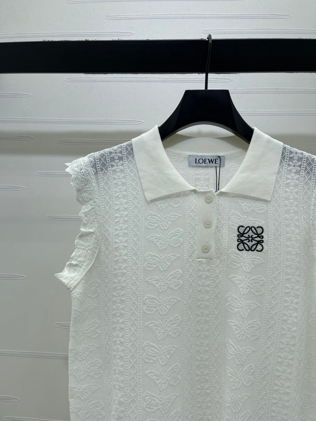 LOEWE 26S RUFFLE-SLEEVE KNIT POLO SHIRT 577
