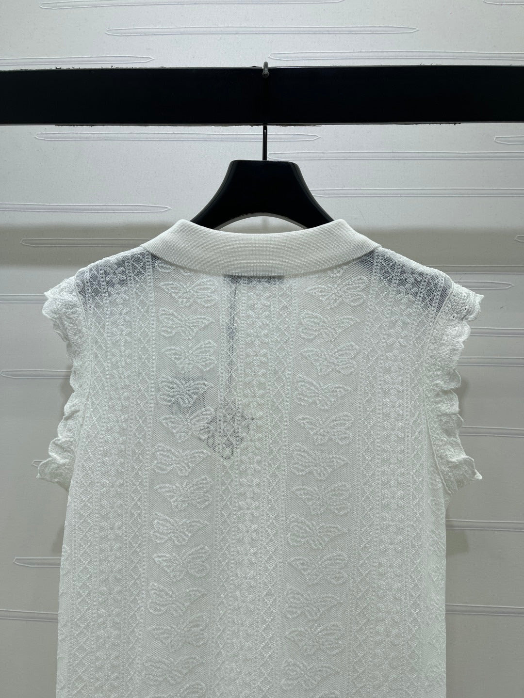 LOEWE 26S RUFFLE-SLEEVE KNIT POLO SHIRT 577