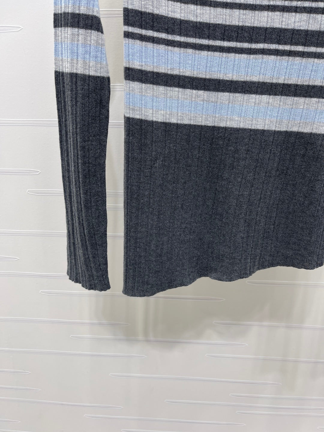 YSL 26S LONG-SLEEVE KNIT TOP 512
