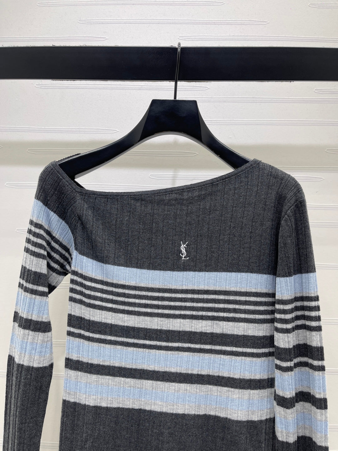 YSL 26S LONG-SLEEVE KNIT TOP 512