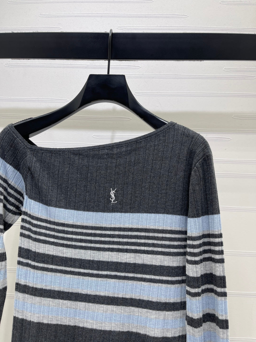 YSL 26S LONG-SLEEVE KNIT TOP 512
