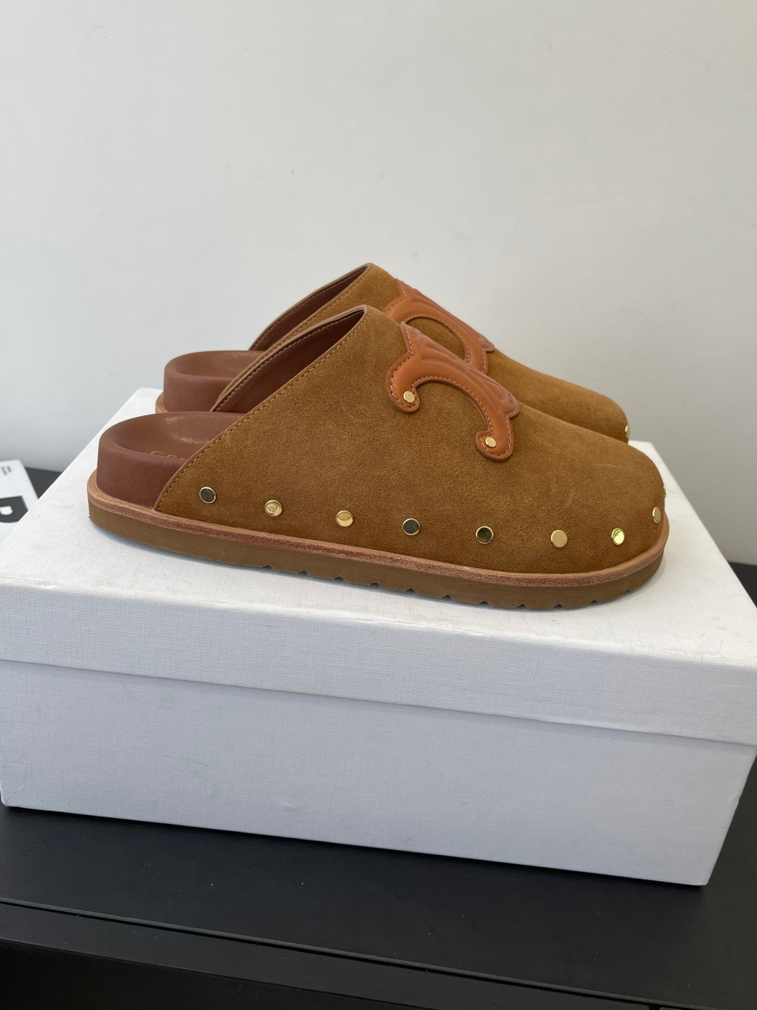 CELINE 26S MULE IN BROWN SUEDE