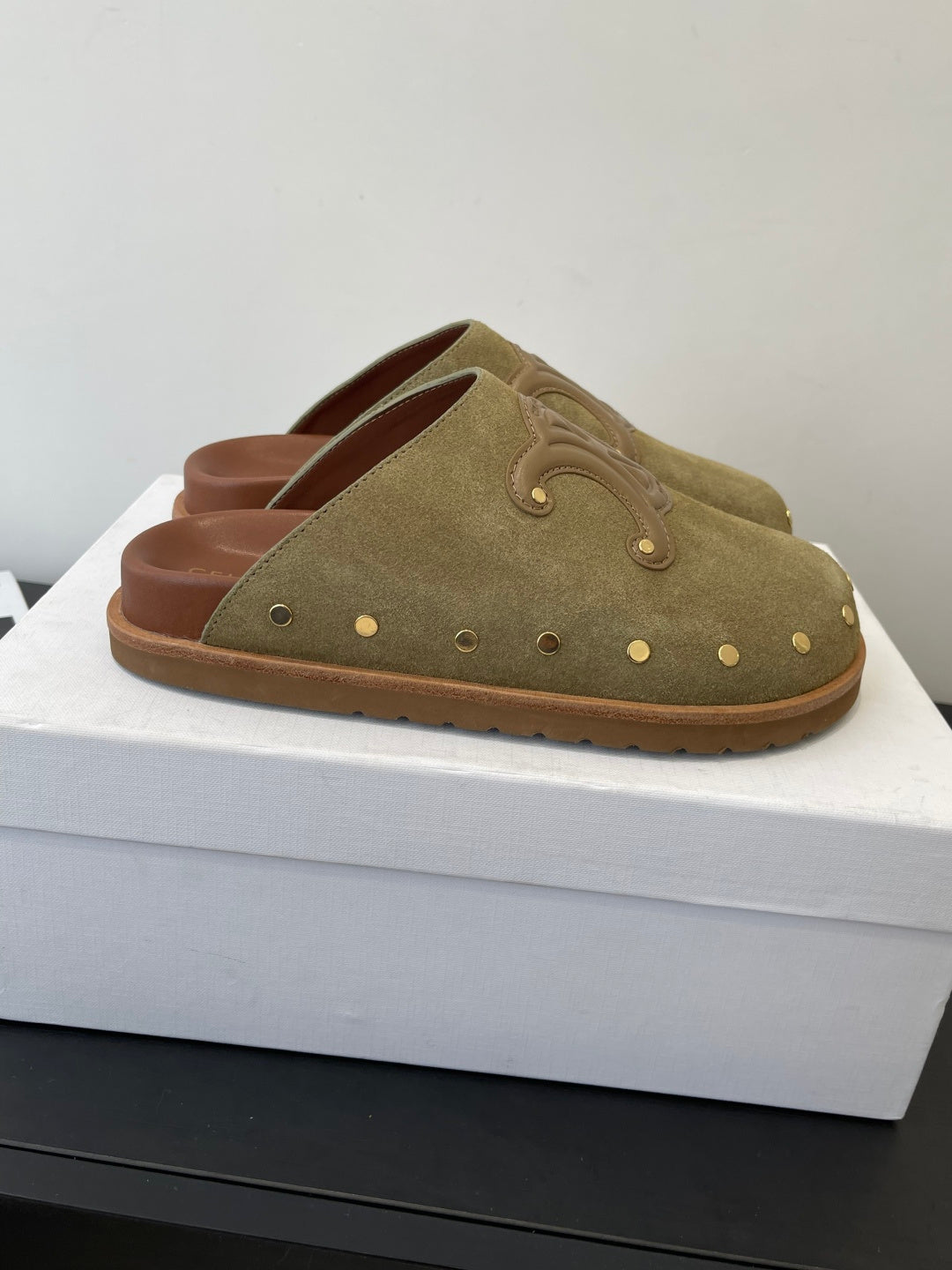 CELINE 26S MULE IN OLIVE GREEN SUEDE