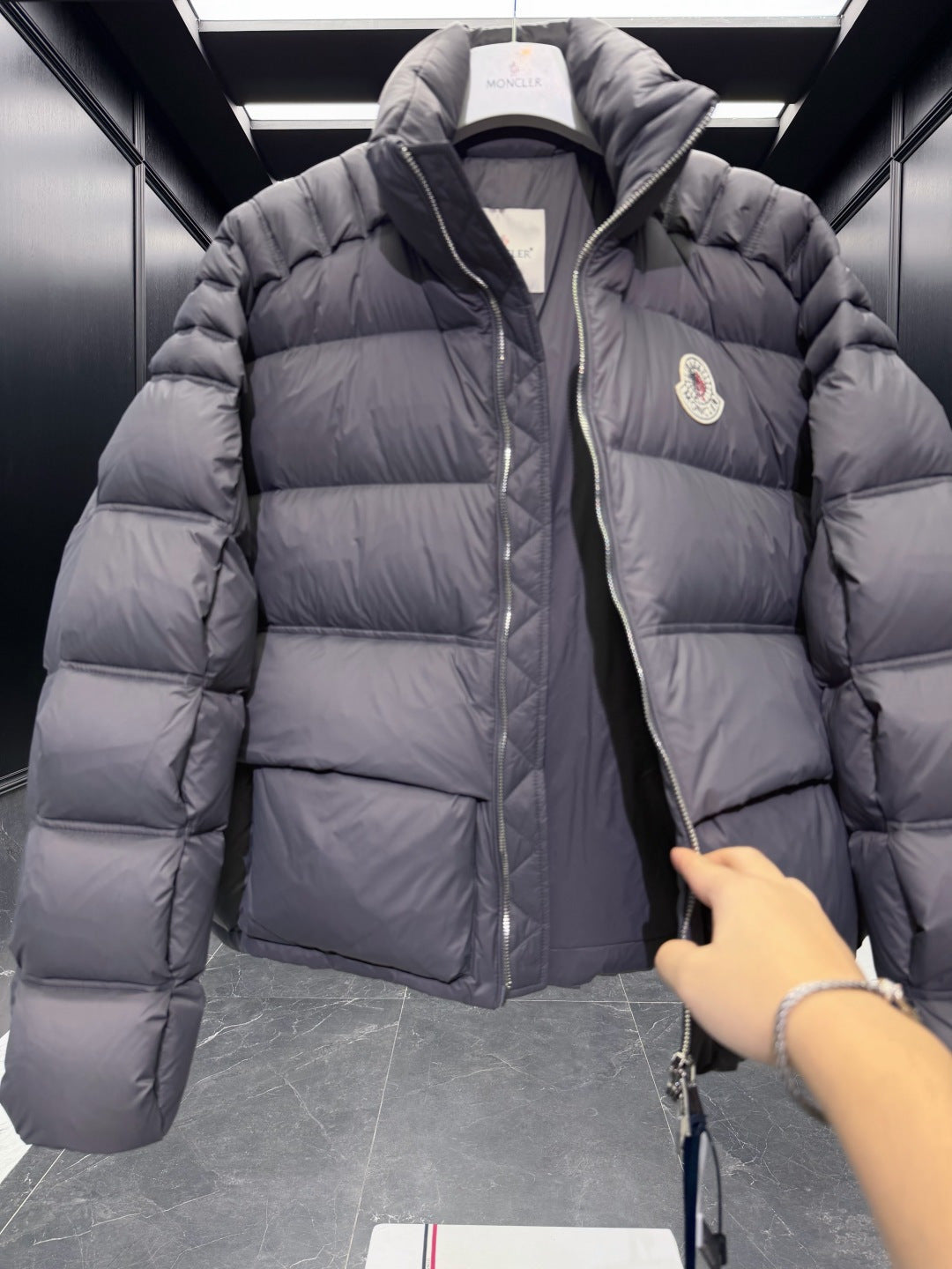 MONCLER 25S PREMIUM DOWN JACKET 491