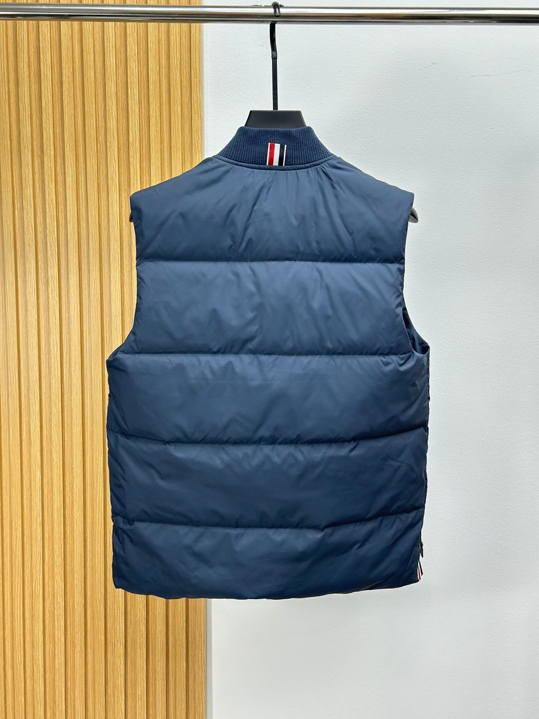 THOM 26S DOWN VEST 340