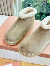 MIUMIU 26S ANKLE BOOTS IN BEIGE SUEDE AND SHEARLING