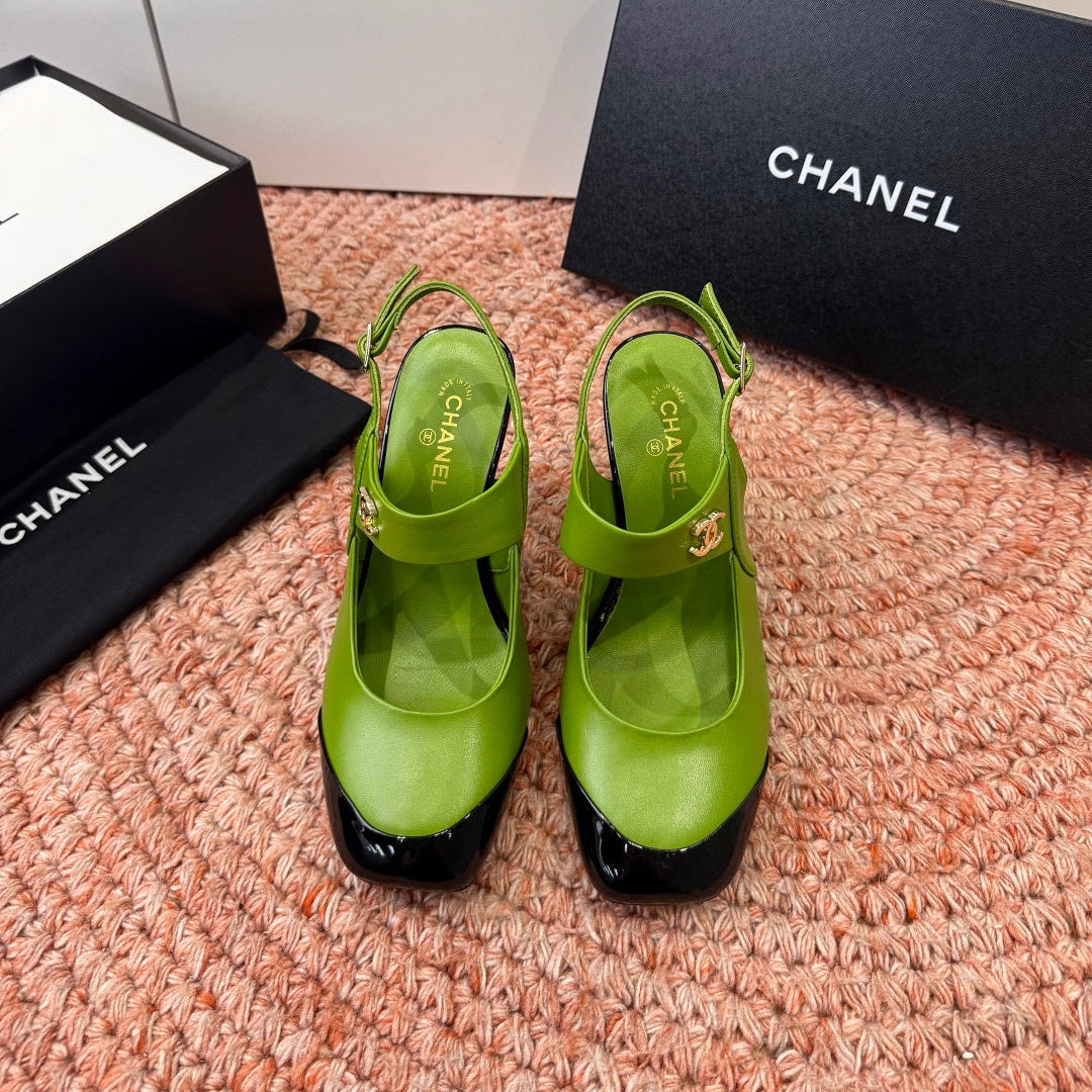 CHANEL 26S SQUARE TOE HIGH HEELS SLINGBACKS IN GREEN LAMBSKIN WITH BLACK TOE
