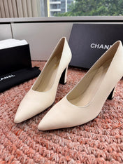 CHANEL 26S HIGH HEELS IN OFF WHITE SMOOTH LAMBSKIN
