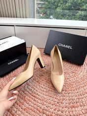 CHANEL 26S HIGH HEELS IN BEIGE SMOOTH LAMBSKIN