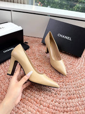 CHANEL 26S HIGH HEELS IN BEIGE SMOOTH LAMBSKIN