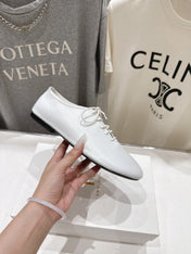 THE ROW 26S MINIMAL LACE-UP SHOES IN WHITE CALFSKIN