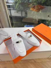 HM 26S DESTIN MULES IN WHITE CROCODILE-EFFECT LEATHER