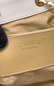 CHANEL 25S HOBO BAG 40 IN WHITE CAVIAR WITH GOLD HARDWARE