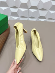 BOTTEGA VENETA 26S HIGH HEELS 40 MM IN LIGHT YELLOW CALFSKIN