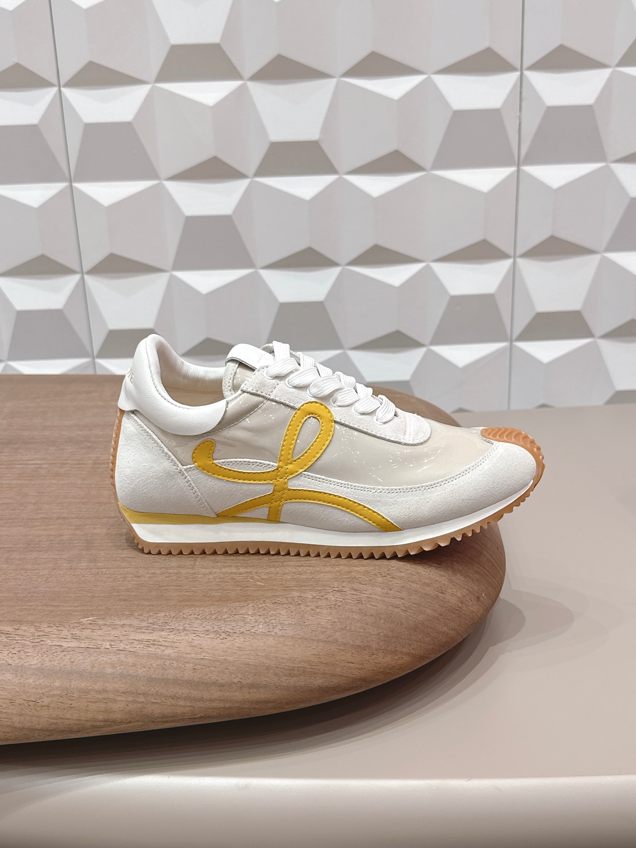 LOEWE 26S FLOW RUNNER SNEAKER IN WHITE YELLOW SUEDE AND CLEAR PLASTIC AND CALFSKIN
