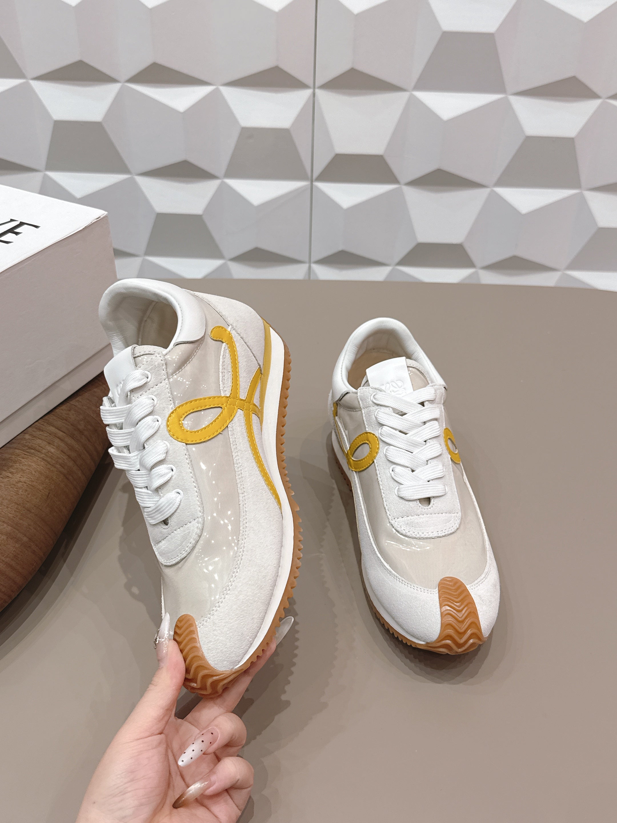 LOEWE 26S FLOW RUNNER SNEAKER IN WHITE YELLOW SUEDE AND CLEAR PLASTIC AND CALFSKIN